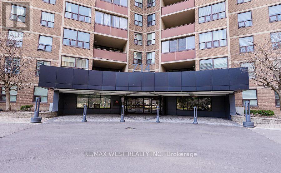 1512 - 234 Albion Road, Toronto, Ontario  M9W 6A5 - Photo 2 - W12704260