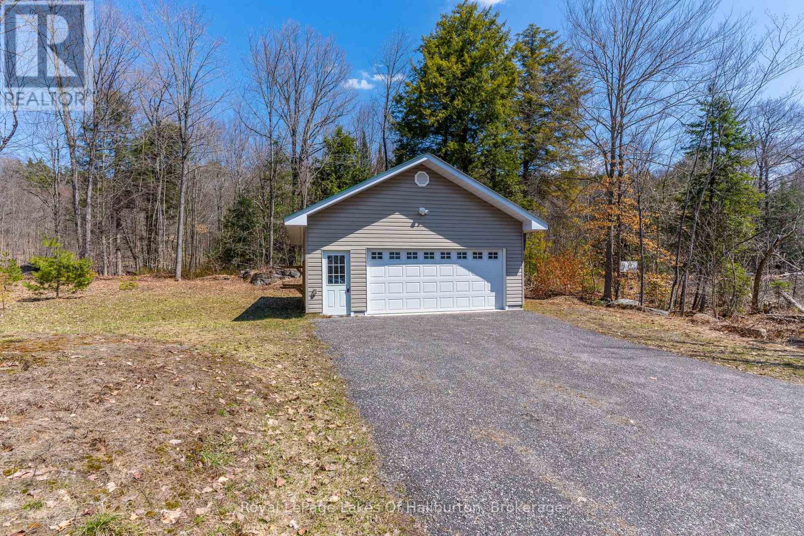 16426 35 Highway, Algonquin Highlands, Ontario  K0M 1S0 - Photo 27 - X13041590