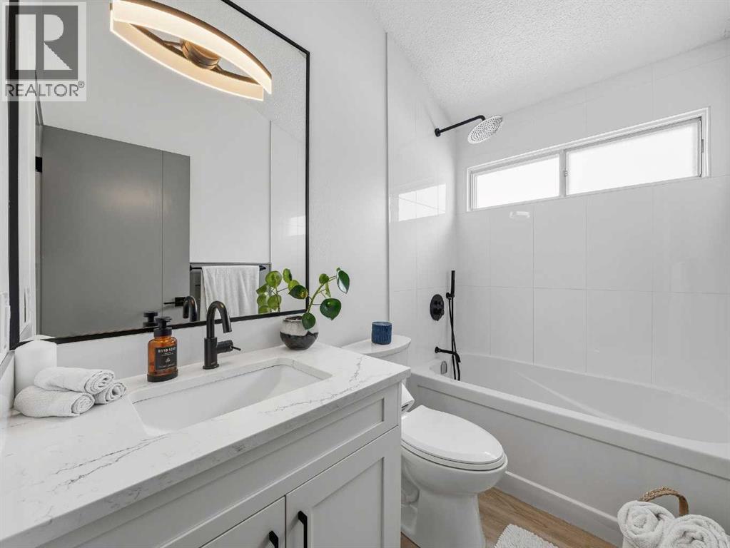 7723 Hunterview Drive Nw, Calgary, Alberta  T2K 4P8 - Photo 21 - A2296844