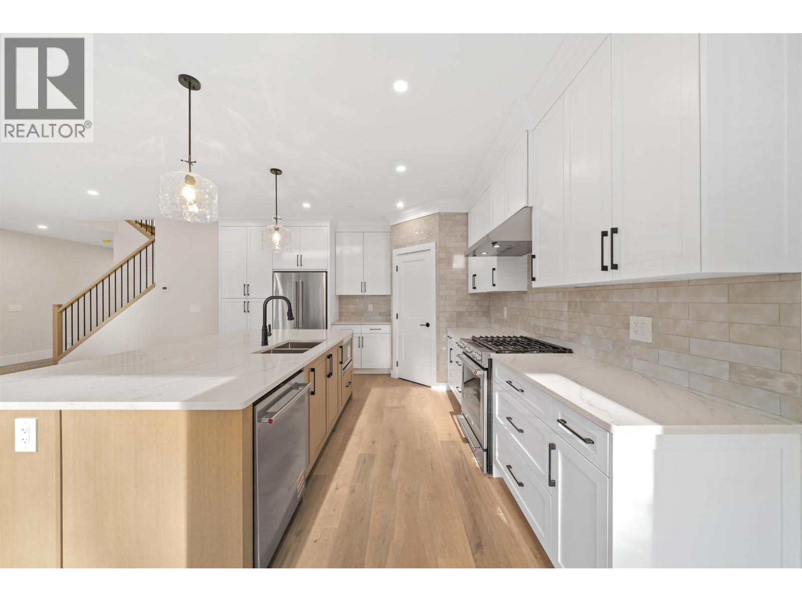 13544 Birdtail Drive, Maple Ridge, British Columbia  V4R 2P7 - Photo 12 - R3115493