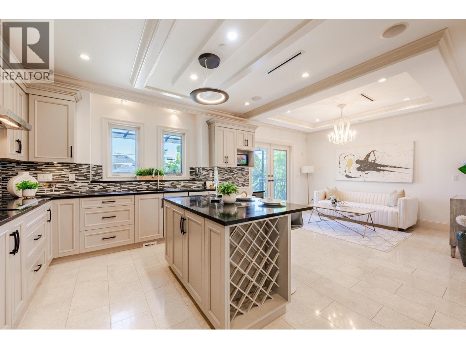 3715 W 22 Avenue, Vancouver, British Columbia  V6S 1J5 - Photo 2 - R3115523