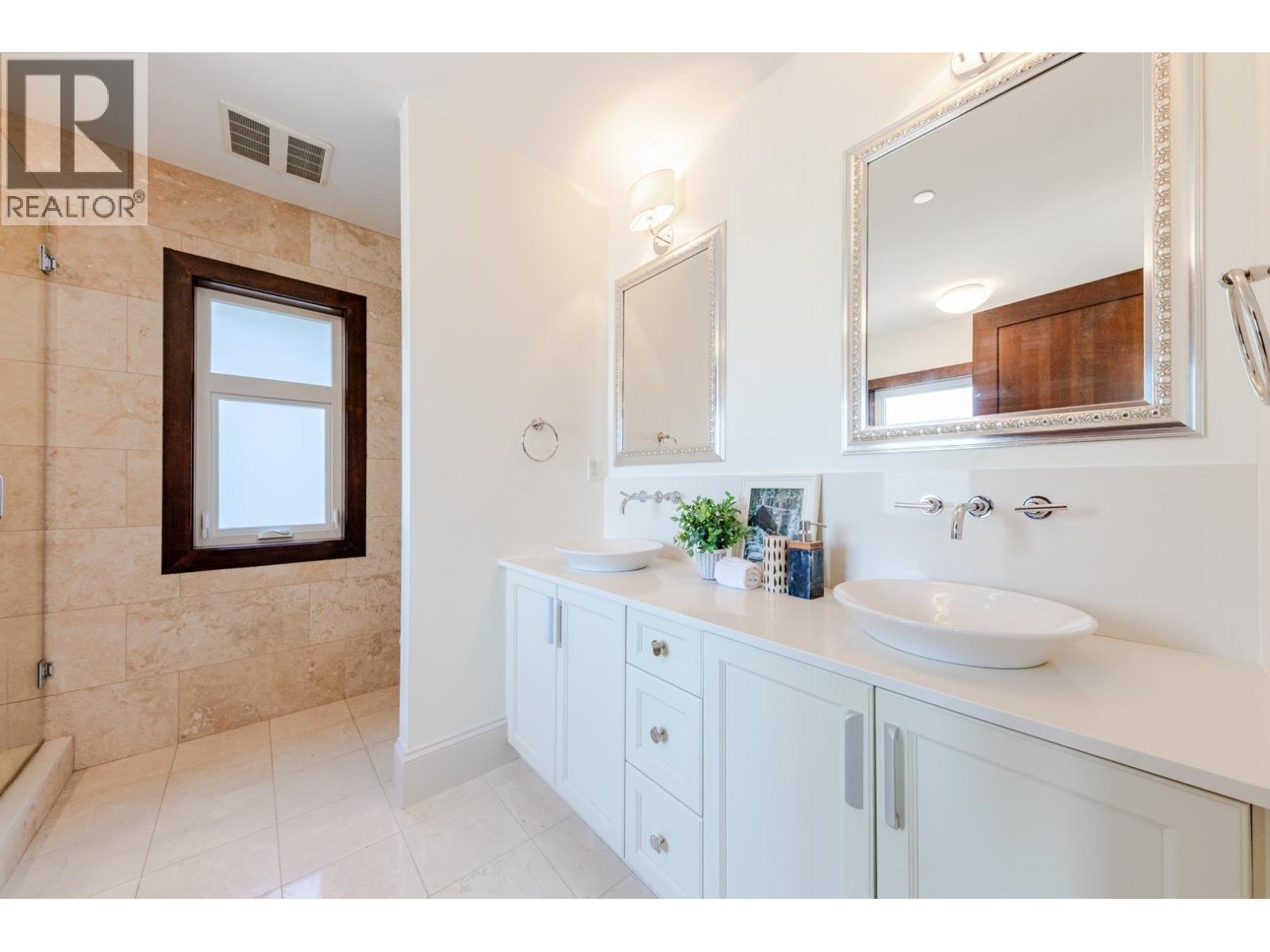 3715 W 22 Avenue, Vancouver, British Columbia  V6S 1J5 - Photo 8 - R3115523