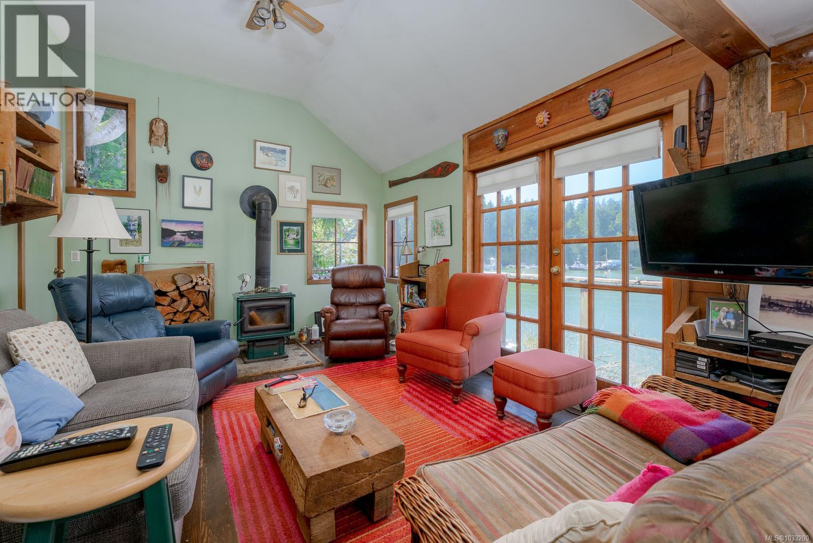 310 Tower Rd, Bamfield, British Columbia  V0R 1B0 - Photo 14 - 1033200