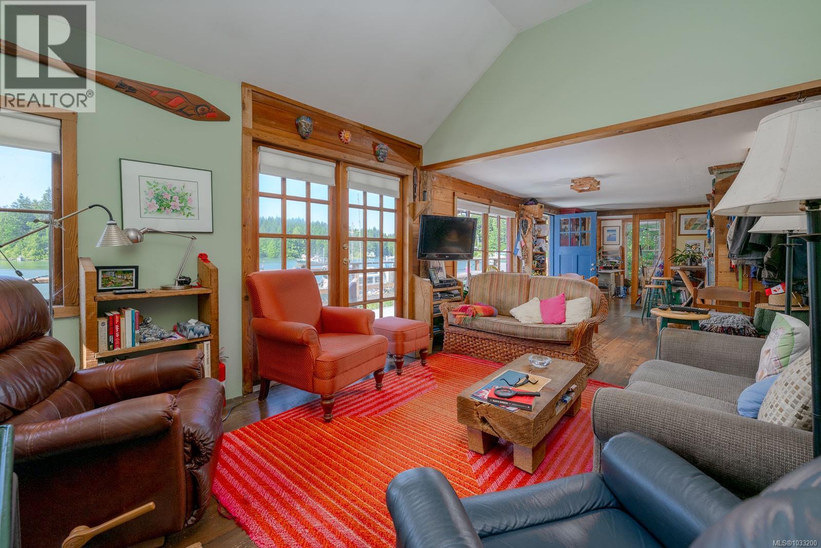 310 Tower Rd, Bamfield, British Columbia  V0R 1B0 - Photo 15 - 1033200