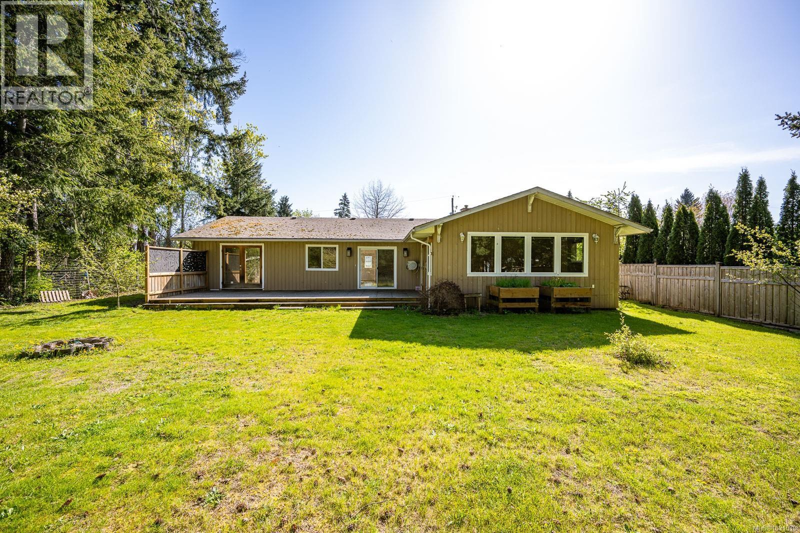 8987 McLarey Ave, Black Creek, British Columbia