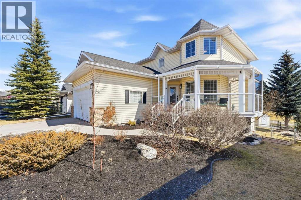 3 Riverview Court, Cochrane, Alberta