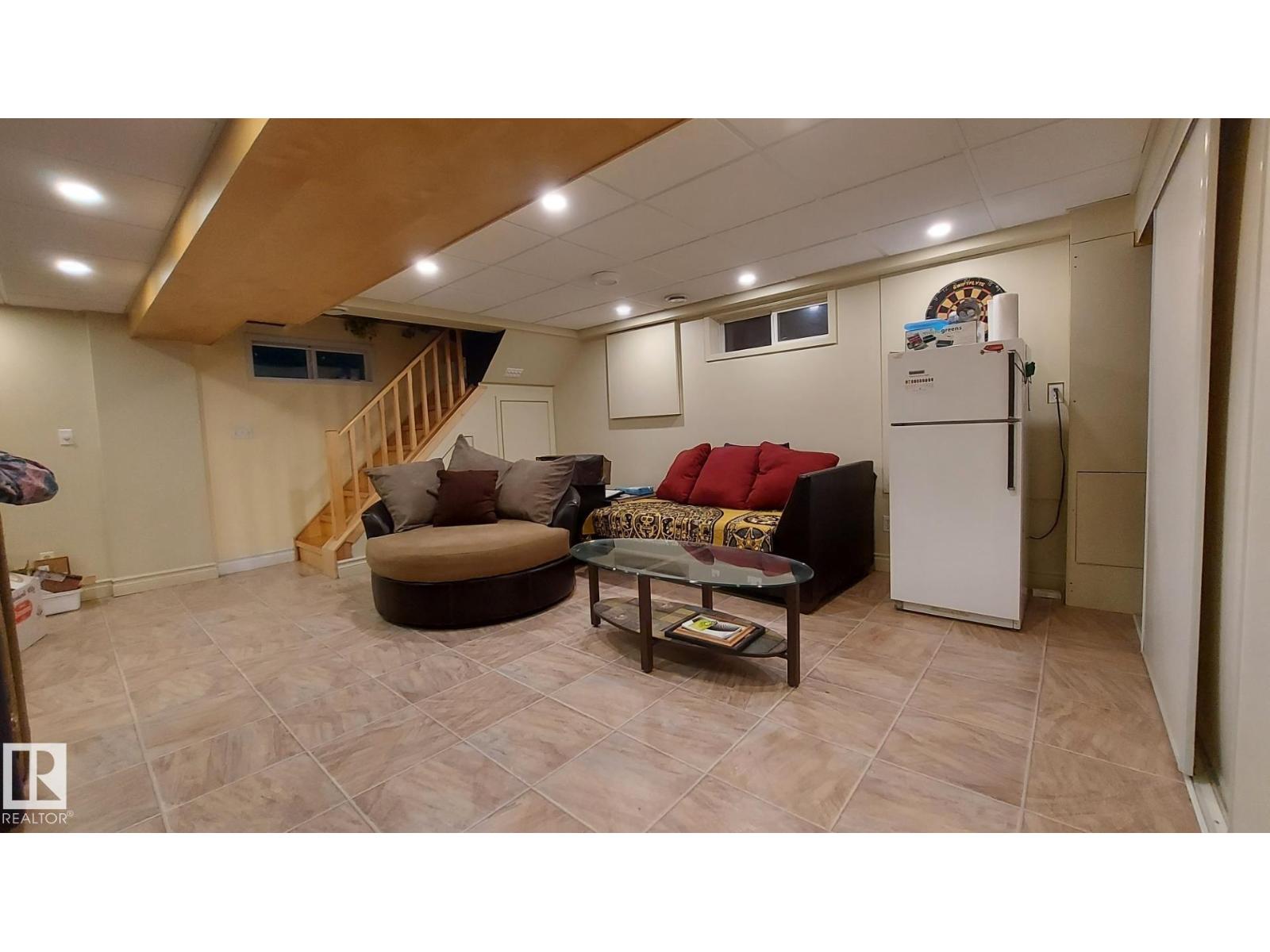 16305 109a Av Nw, Edmonton, Alberta  T5P 1C5 - Photo 18 - E4484053