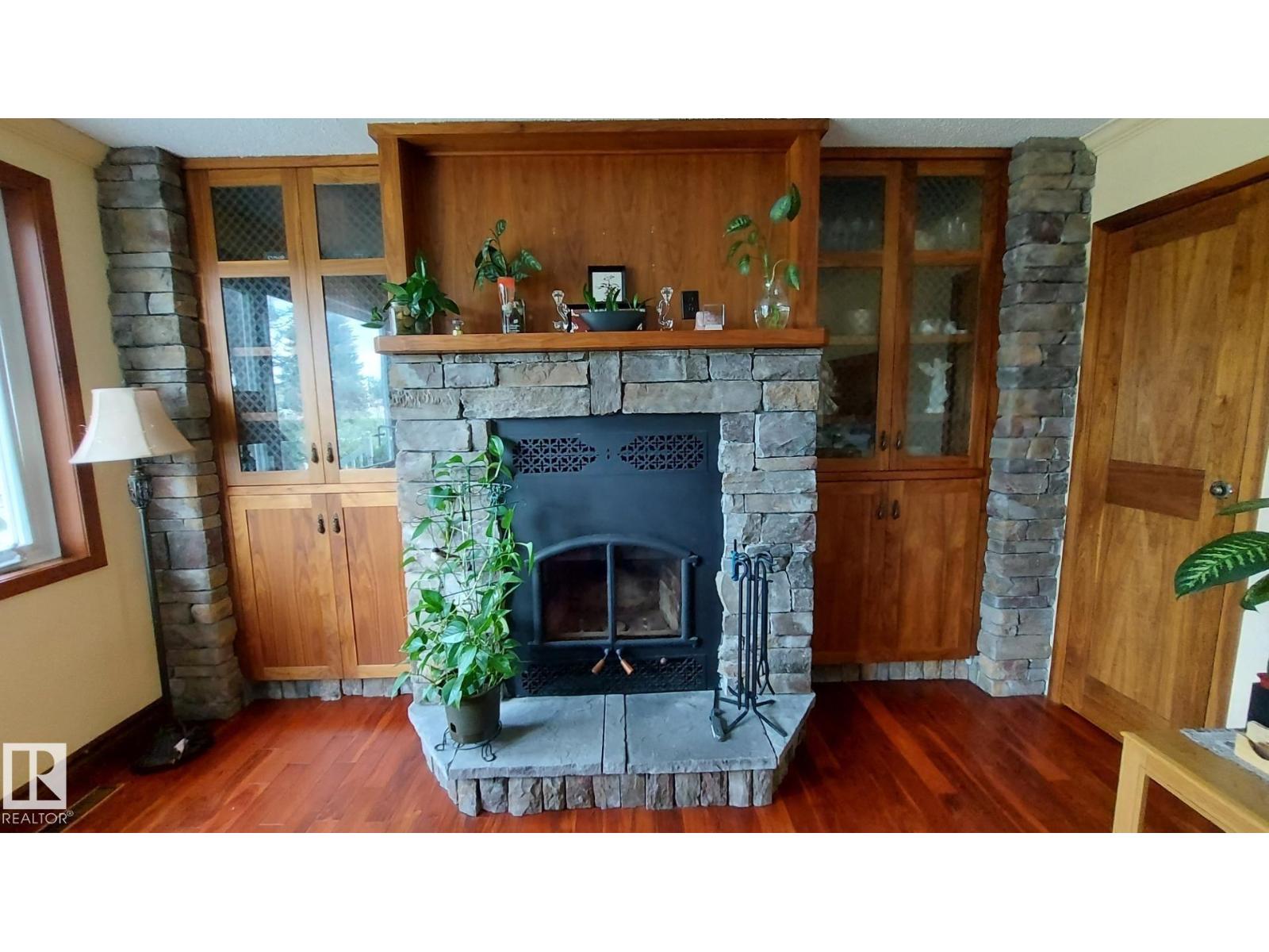 16305 109a Av Nw, Edmonton, Alberta  T5P 1C5 - Photo 5 - E4484053