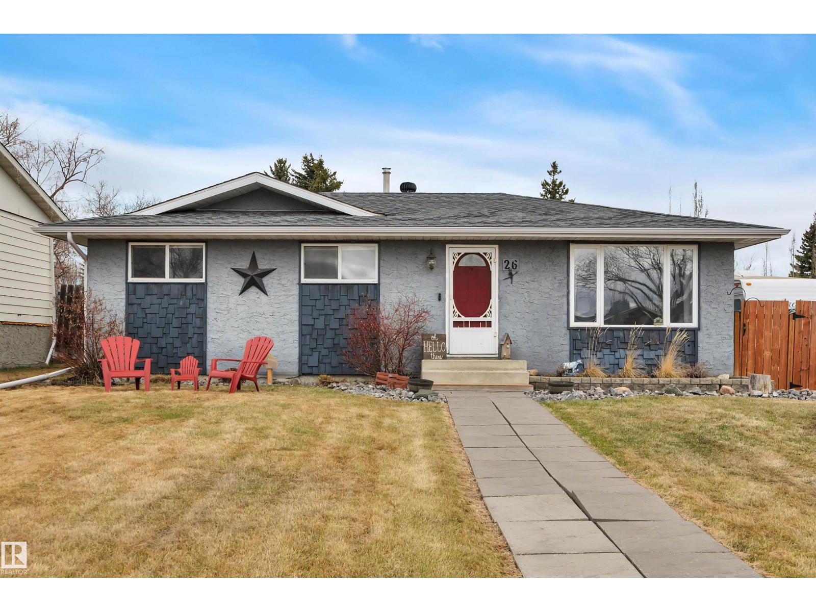 26 Southpark Dr, Leduc, Alberta  T9E 4W9 - Photo 1 - E4484058