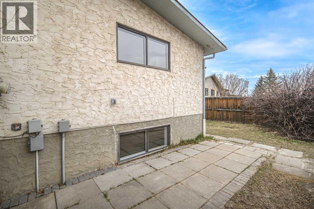 47 Bermuda Way Nw, Calgary, Alberta  T3K 1H1 - Photo 22 - A2304443