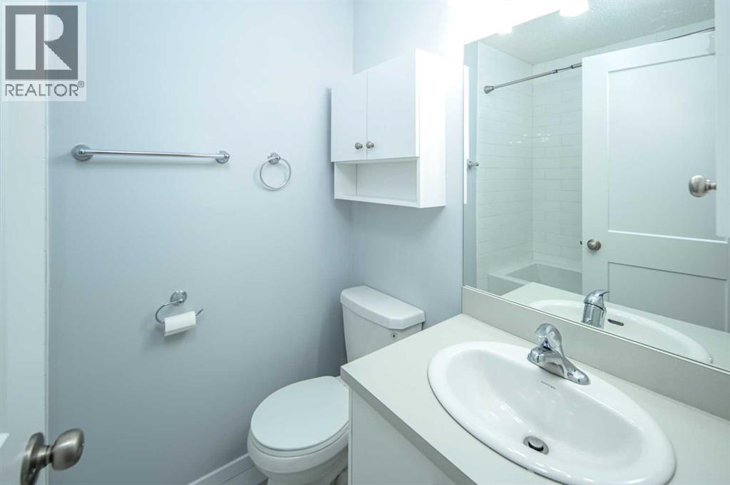 47 Bermuda Way Nw, Calgary, Alberta  T3K 1H1 - Photo 13 - A2304443