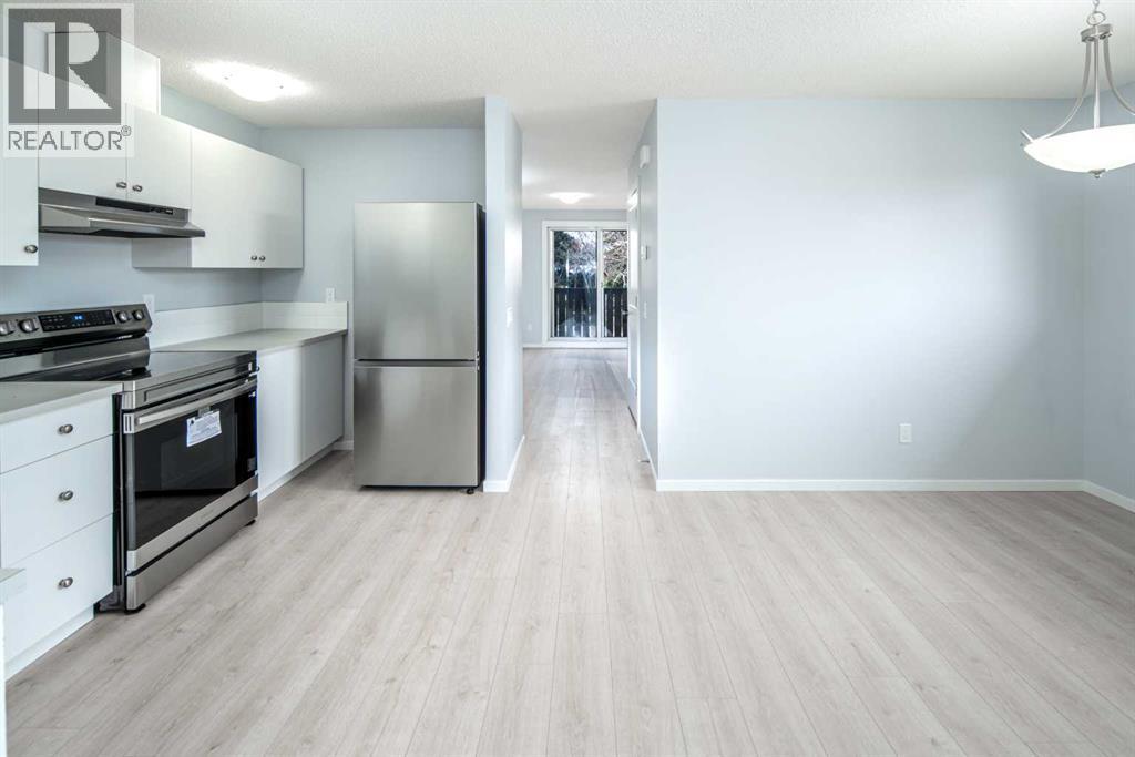 47 Bermuda Way Nw, Calgary, Alberta  T3K 1H1 - Photo 4 - A2304443