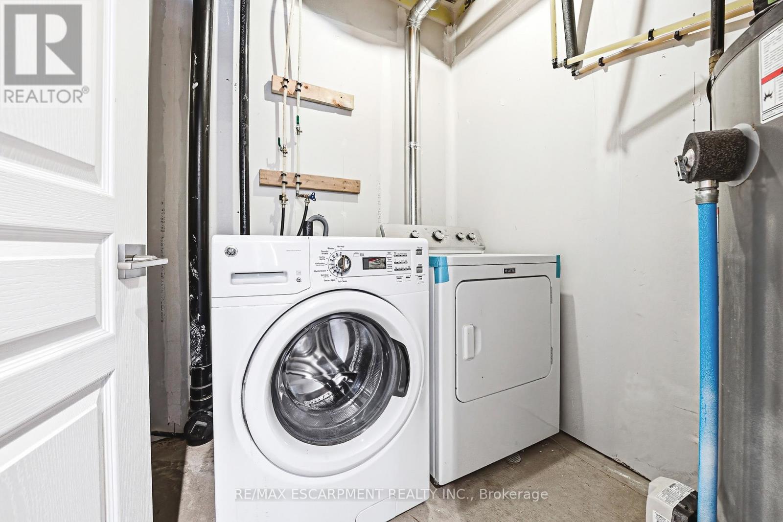 4 Bird Lane, Hamilton, Ontario  L9G 0G7 - Photo 29 - X13040372