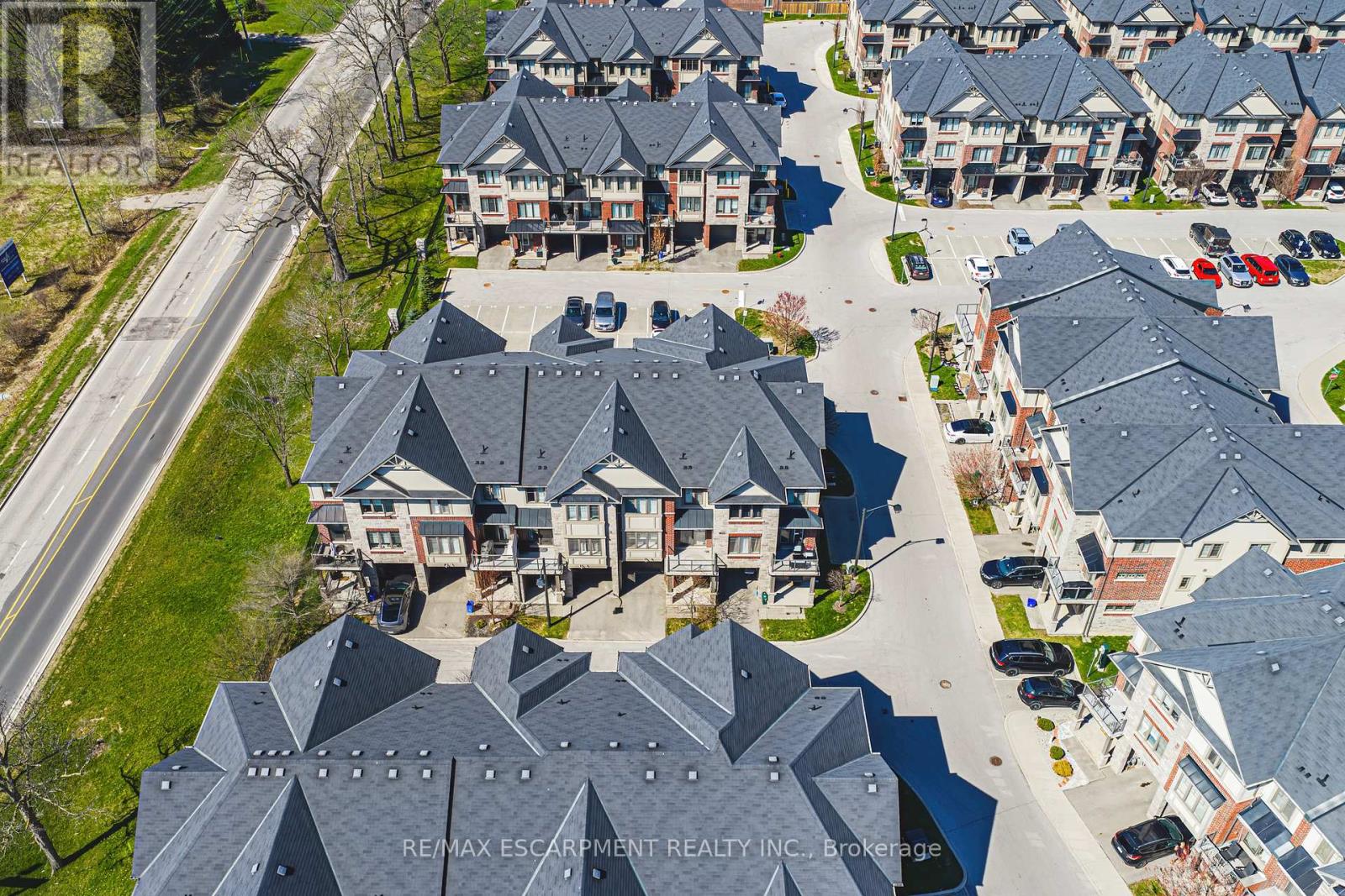 4 Bird Lane, Hamilton, Ontario  L9G 0G7 - Photo 32 - X13040372