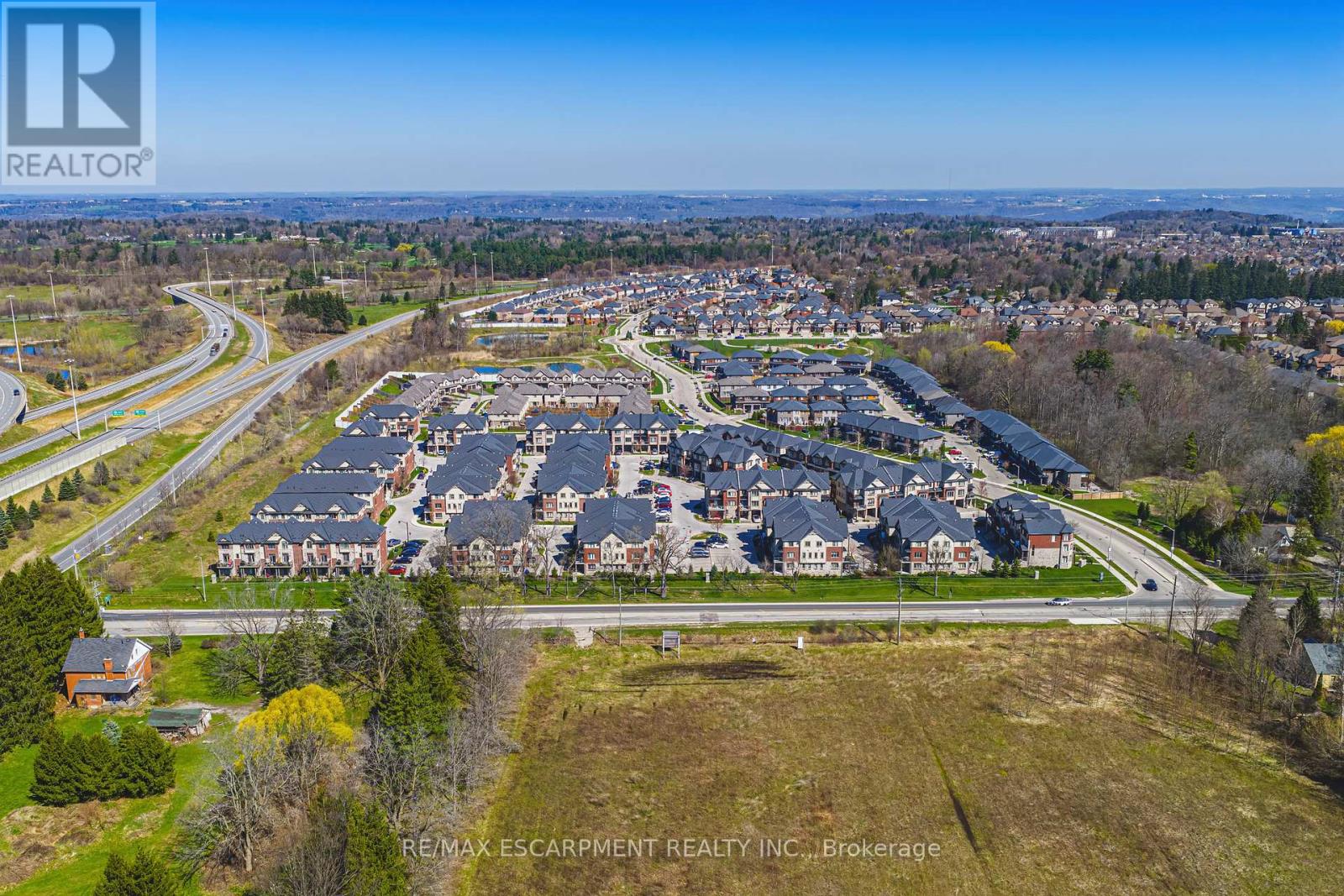 4 Bird Lane, Hamilton, Ontario  L9G 0G7 - Photo 38 - X13040372