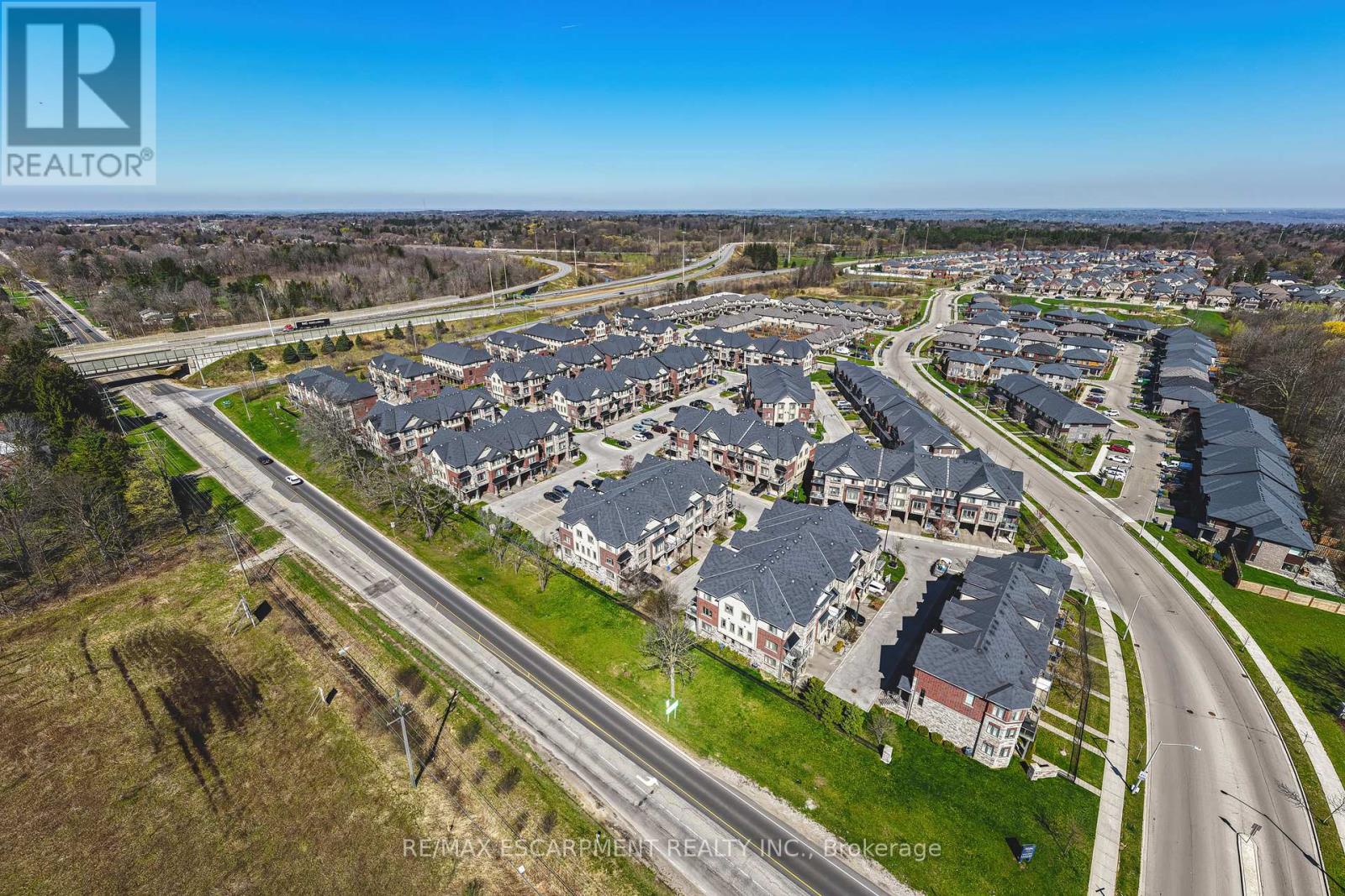 4 Bird Lane, Hamilton, Ontario  L9G 0G7 - Photo 35 - X13040372