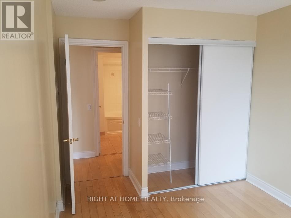 1716 - 15 Northtown Way, Toronto, Ontario  M2N 7A2 - Photo 11 - C13041686