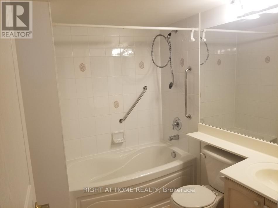 1716 - 15 Northtown Way, Toronto, Ontario  M2N 7A2 - Photo 15 - C13041686