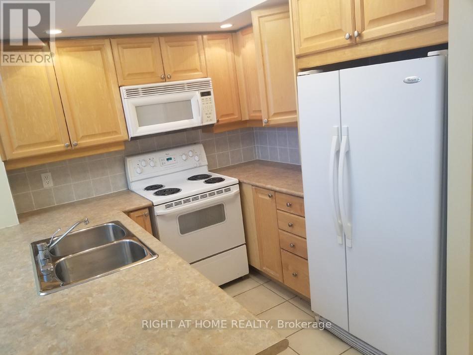 1716 - 15 Northtown Way, Toronto, Ontario  M2N 7A2 - Photo 6 - C13041686