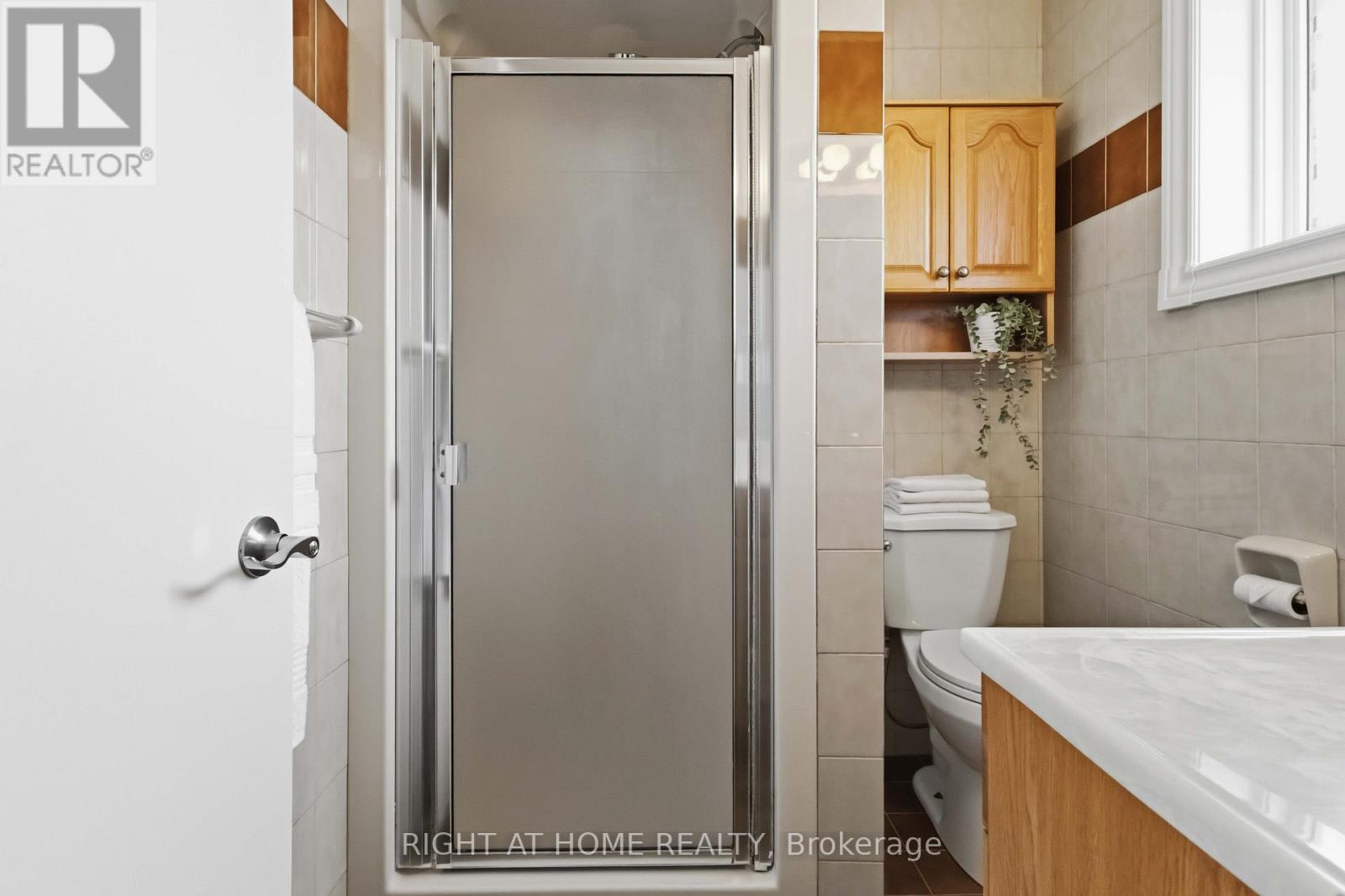 313 Preston Drive, Oshawa, Ontario  L1J 6Y6 - Photo 30 - E13041554