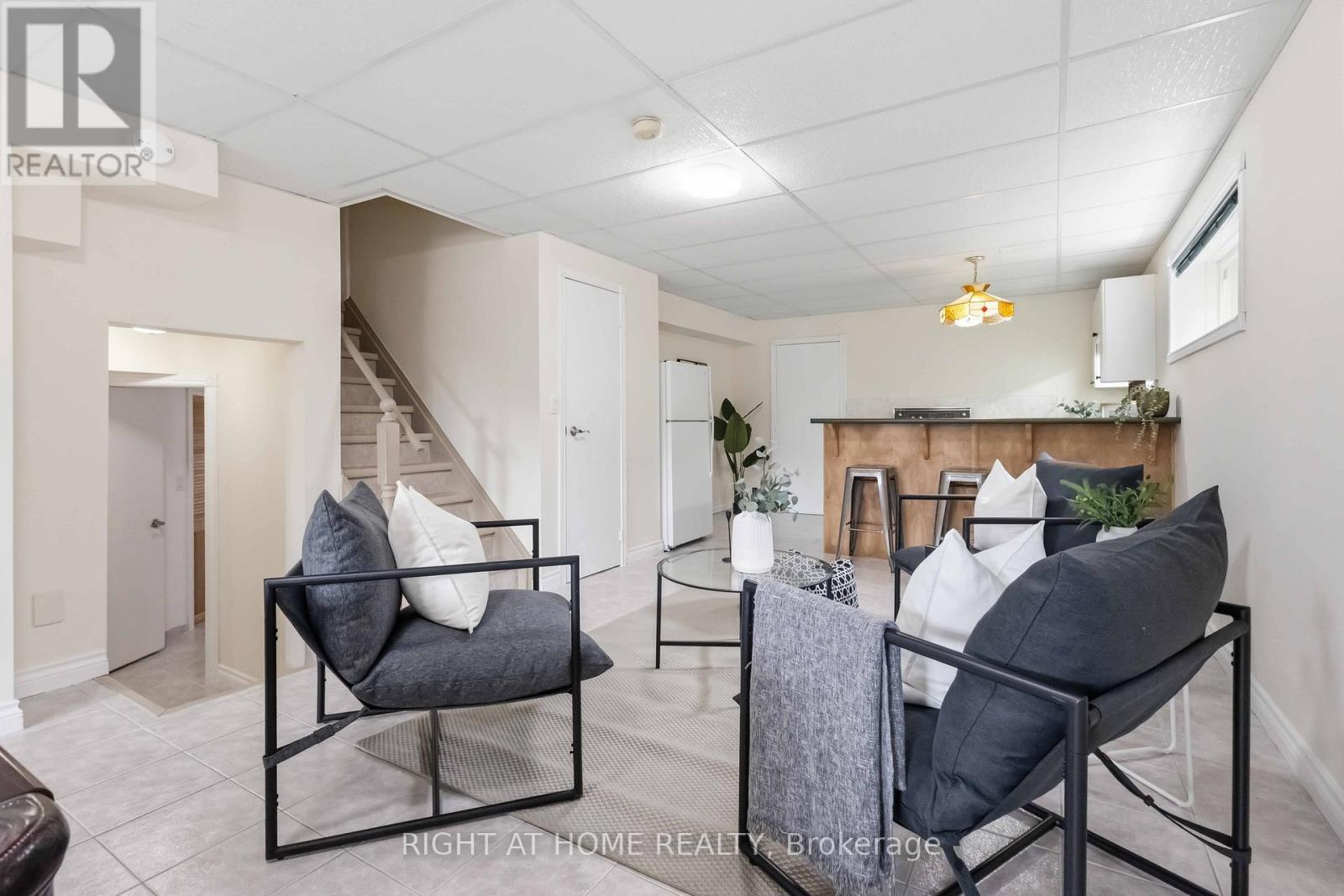 313 Preston Drive, Oshawa, Ontario  L1J 6Y6 - Photo 36 - E13041554