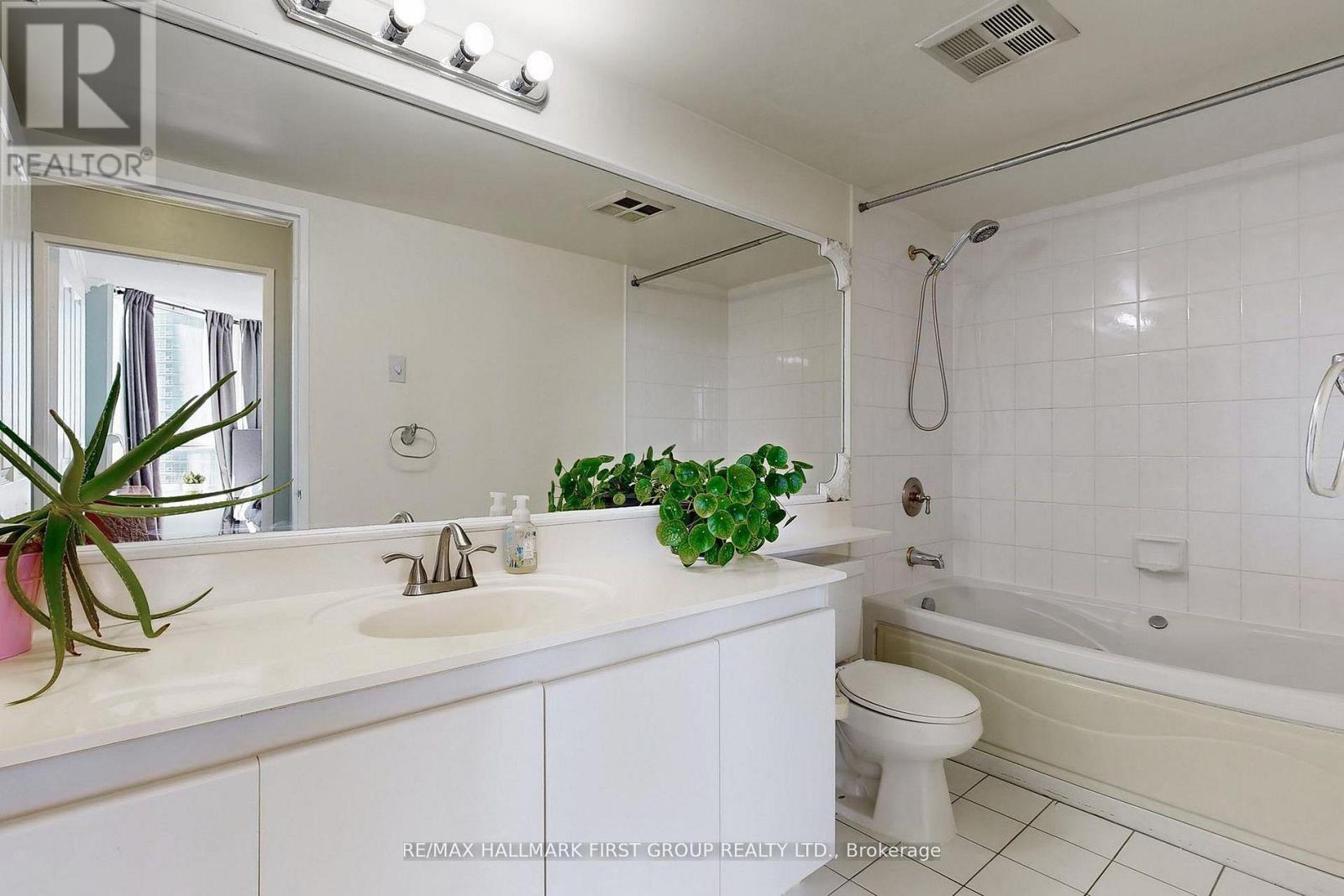 1520 - 88 Corporate Drive, Toronto, Ontario  M1H 3G6 - Photo 25 - E13041620