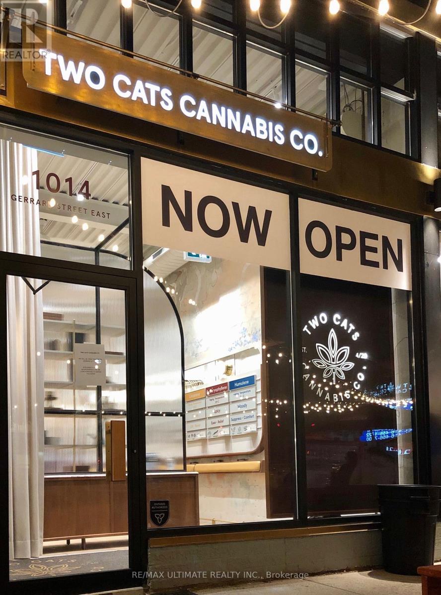 1014 GERRARD STREET E, Toronto, Ontario