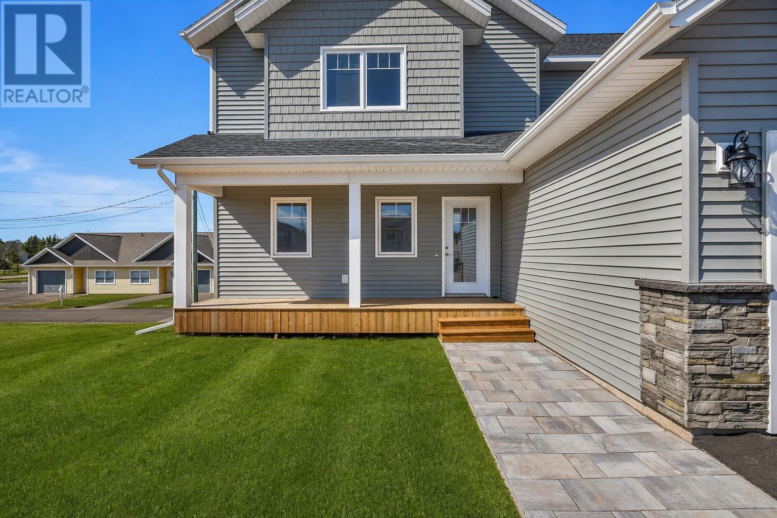 137 Oak Drive, Charlottetown, Prince Edward Island  C1A 6T4 - Photo 3 - 202606789