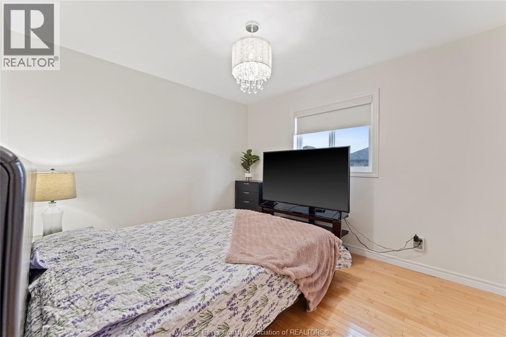 4824 Barcelona, Windsor, Ontario  N9G 3E9 - Photo 20 - 26009153