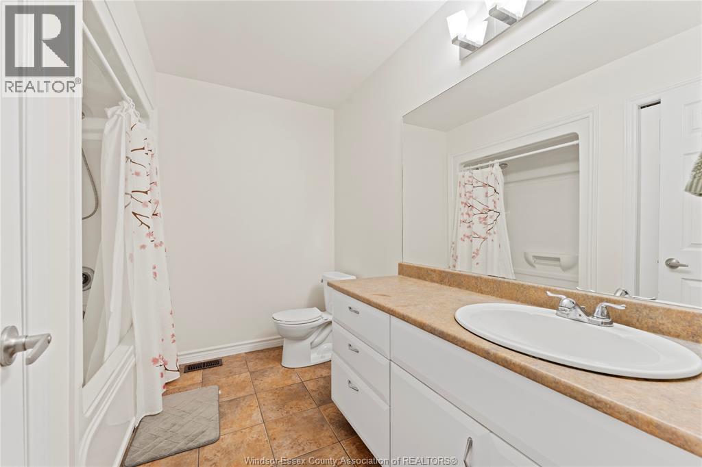 4824 Barcelona, Windsor, Ontario  N9G 3E9 - Photo 22 - 26009153