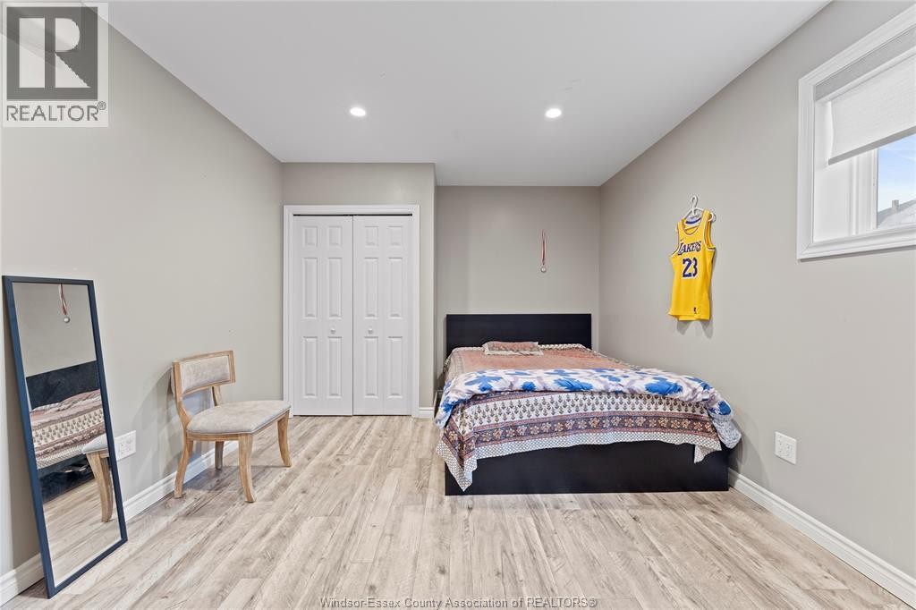 4824 Barcelona, Windsor, Ontario  N9G 3E9 - Photo 31 - 26009153