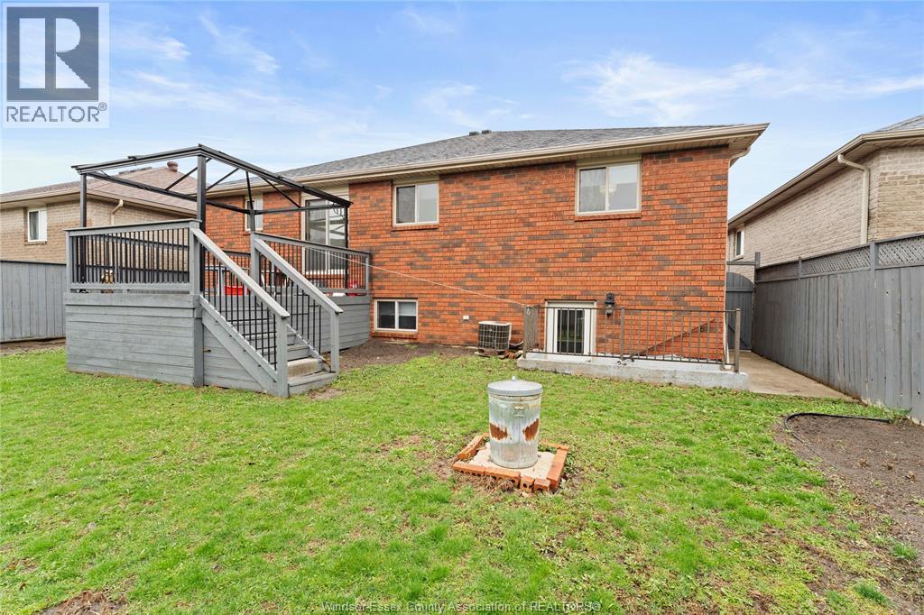 4824 Barcelona, Windsor, Ontario  N9G 3E9 - Photo 37 - 26009153