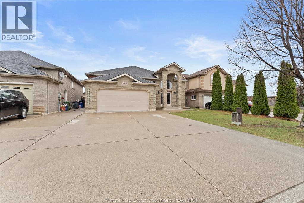 4824 Barcelona, Windsor, Ontario  N9G 3E9 - Photo 4 - 26009153