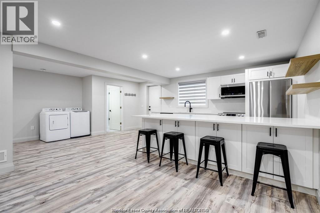 241 Robinson Avenue Unit# Lower, Essex, Ontario  N8M 0A8 - Photo 5 - 26009152