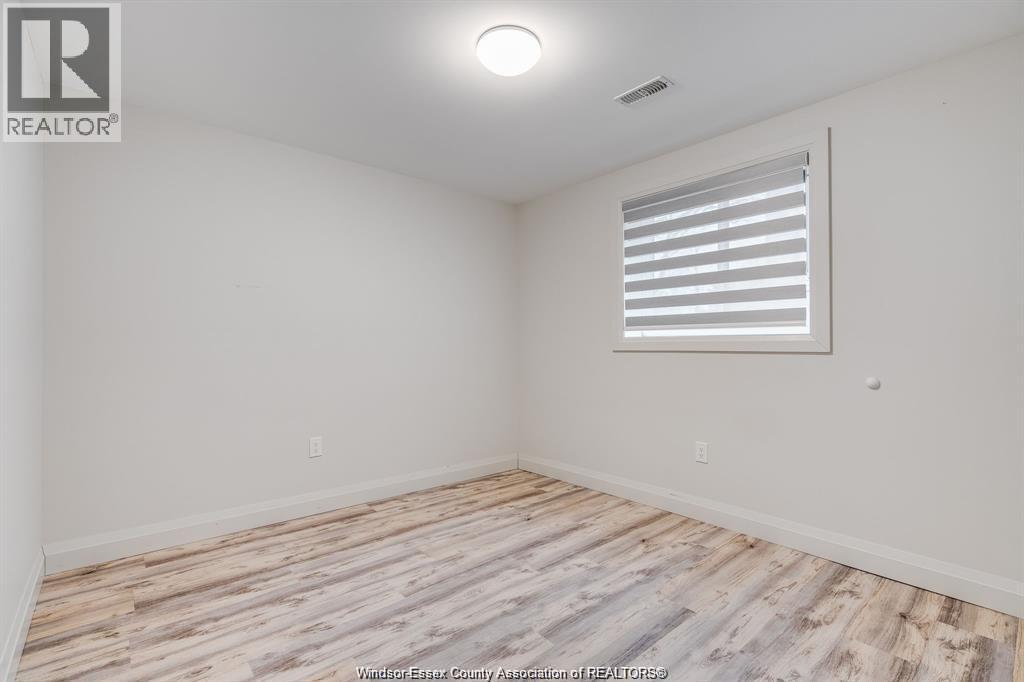 241 Robinson Avenue Unit# Lower, Essex, Ontario  N8M 0A8 - Photo 9 - 26009152
