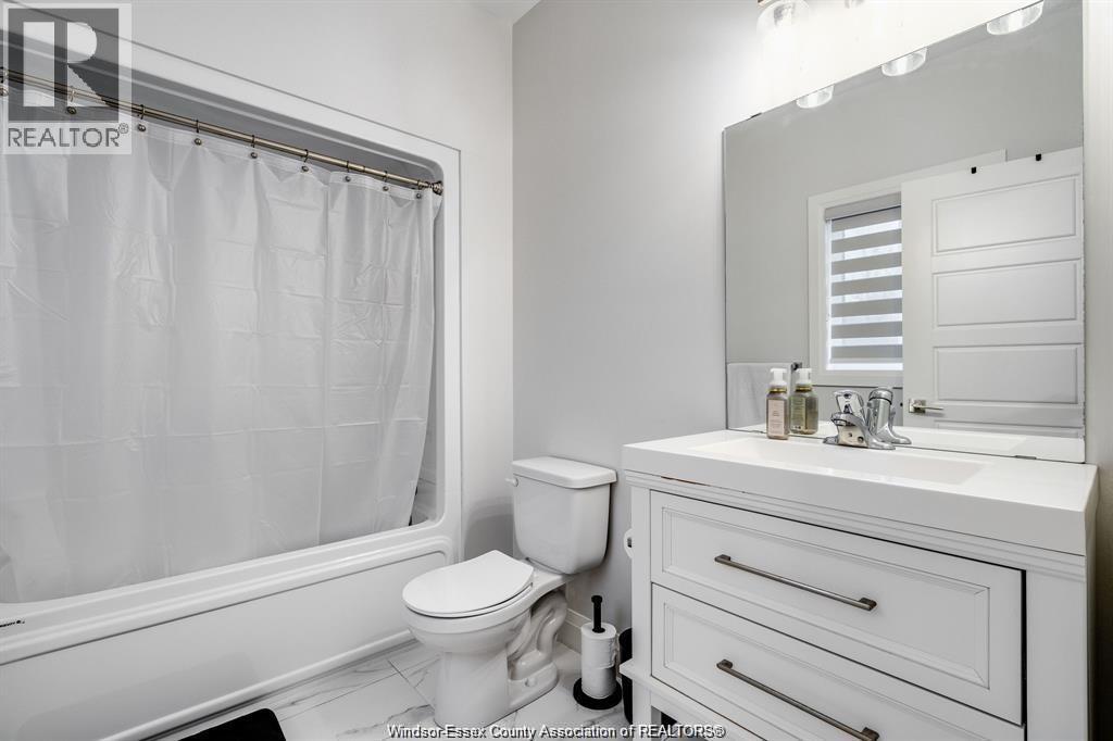 241 Robinson Avenue Unit# Upper, Essex, Ontario  N8M 0A8 - Photo 11 - 26009151