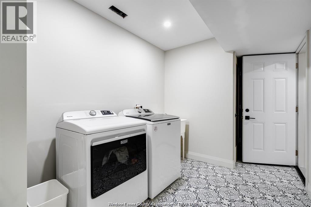 241 Robinson Avenue Unit# Upper, Essex, Ontario  N8M 0A8 - Photo 17 - 26009151