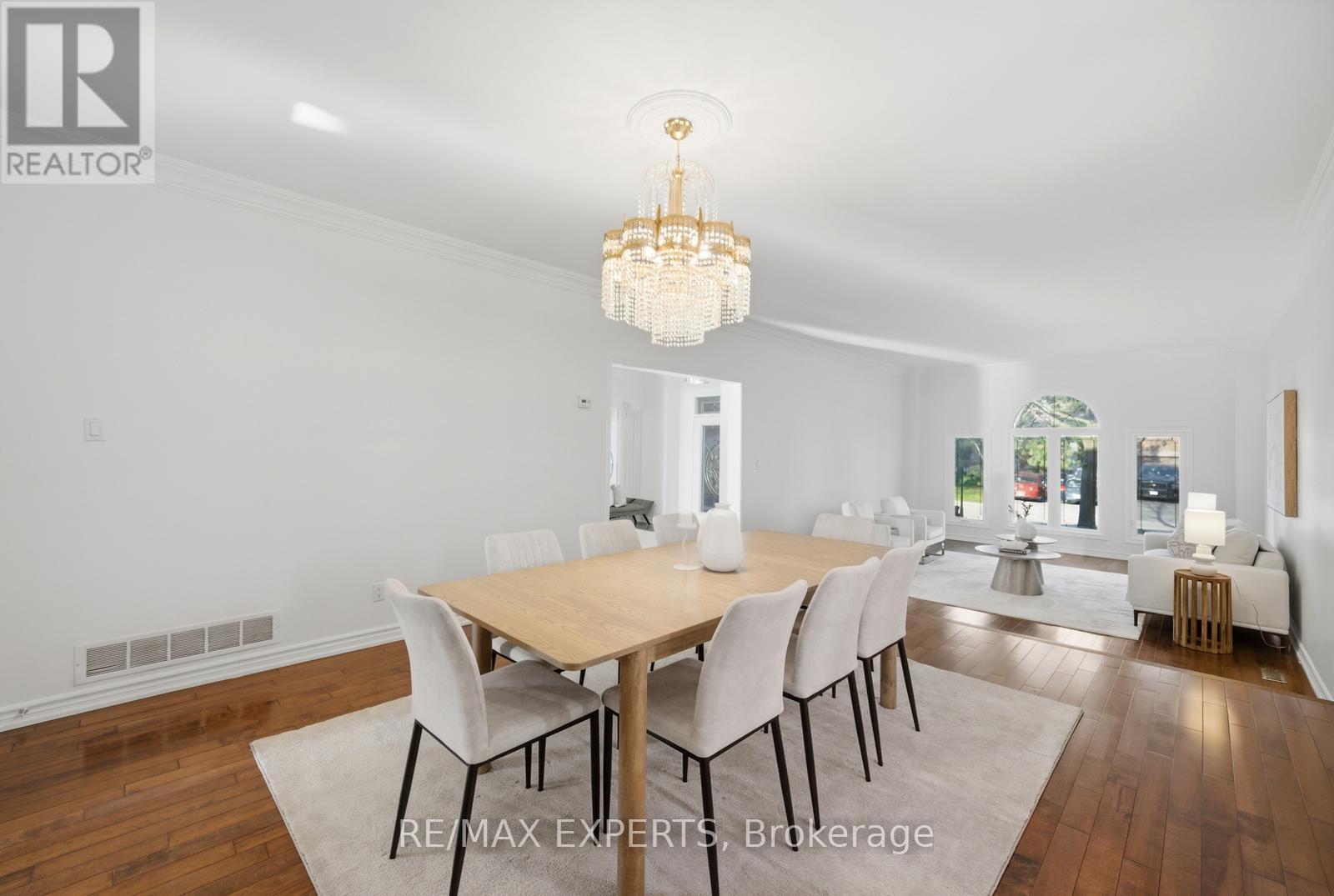 11 Horizon Court, Richmond Hill, Ontario  L4B 3G1 - Photo 12 - N13041606