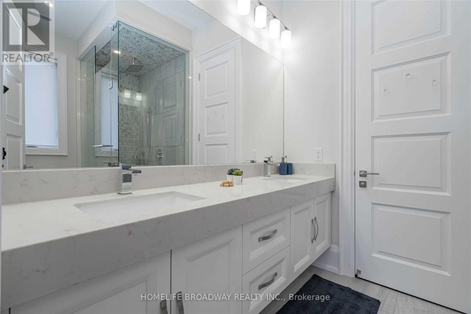 393 Balkan Road, Richmond Hill, Ontario  L4C 2P2 - Photo 31 - N13041716