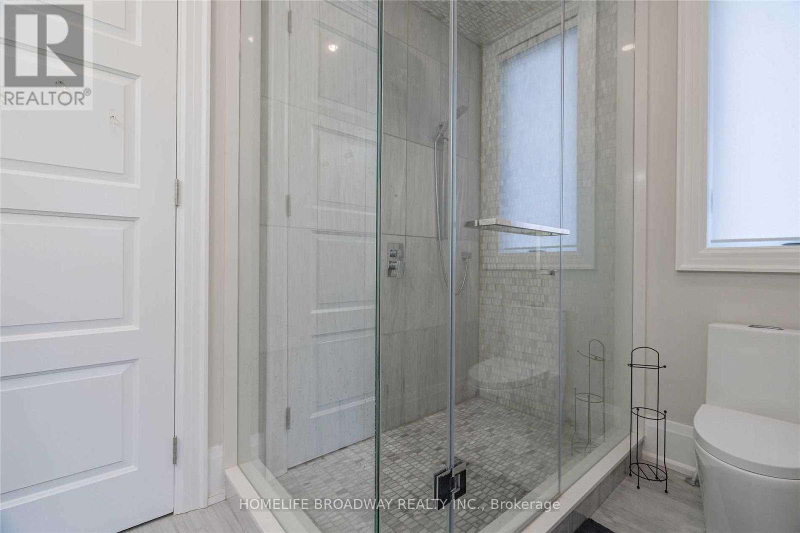 393 Balkan Road, Richmond Hill, Ontario  L4C 2P2 - Photo 32 - N13041716