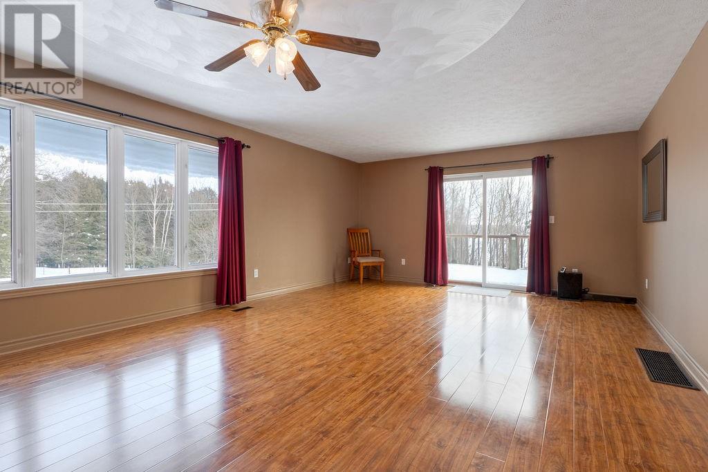 162 15th Sideroad E, Tehkummah, Ontario  P0P 2C0 - Photo 5 - 2126200