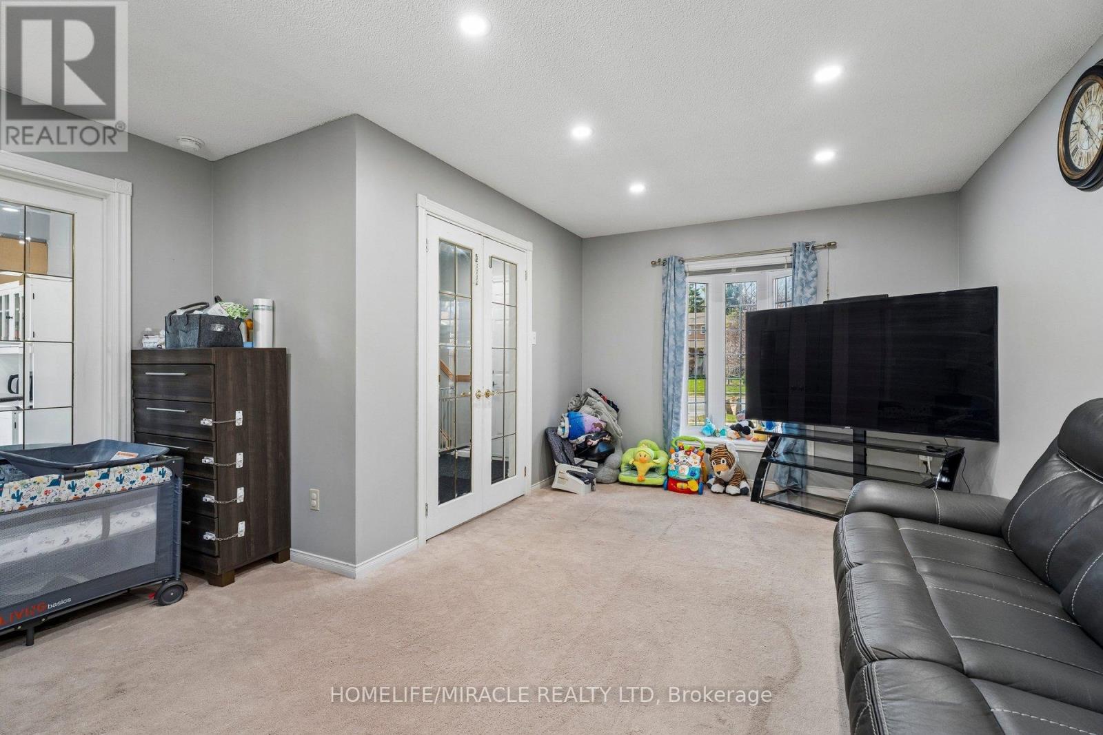 77 Livingstone Street W, Barrie (Sunnidale), Ontario  L4N 7J1 - Photo 11 - S13041700