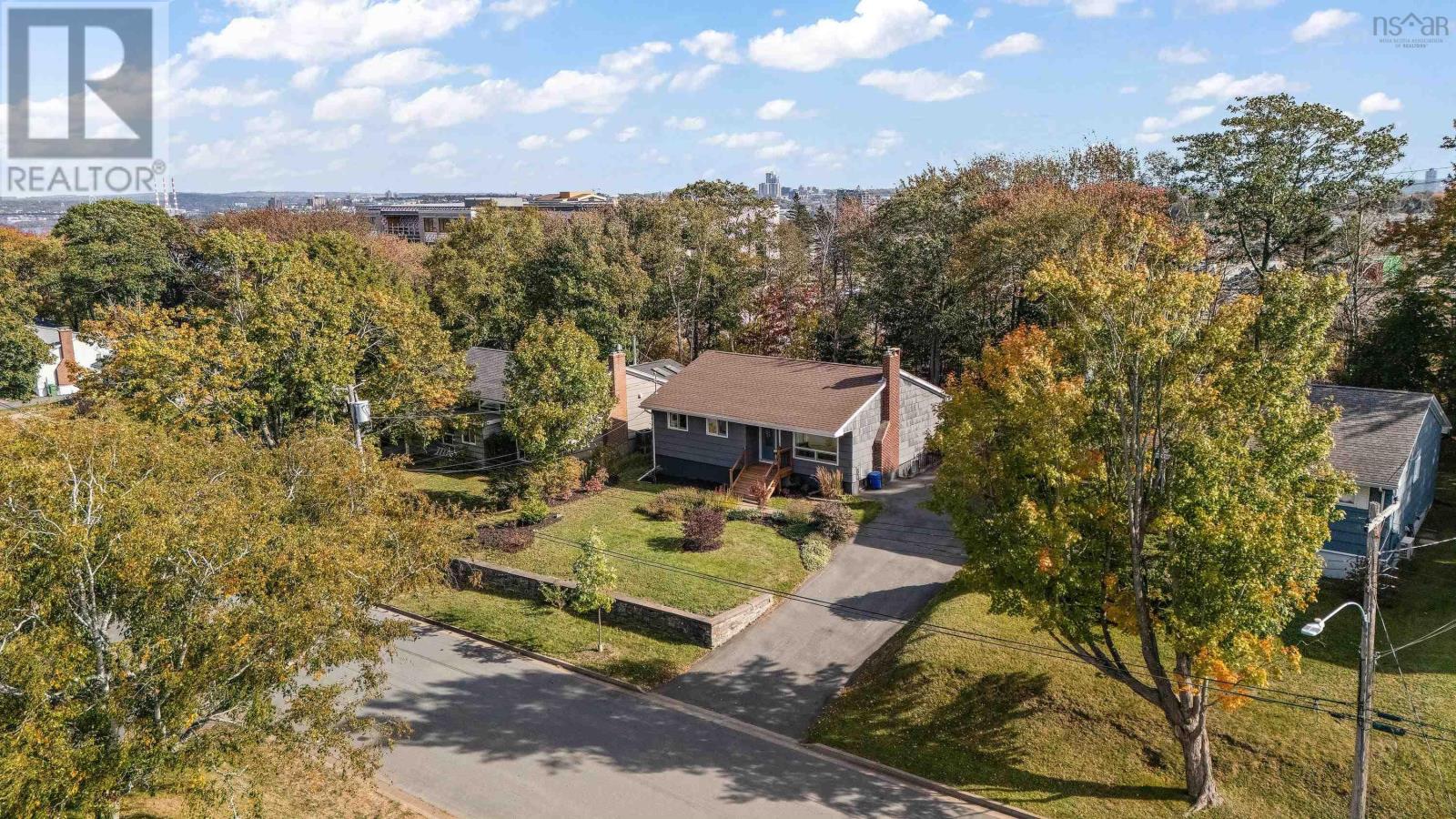 24 Canary Crescent, Halifax, Nova Scotia  B3M 1R1 - Photo 3 - 202606454