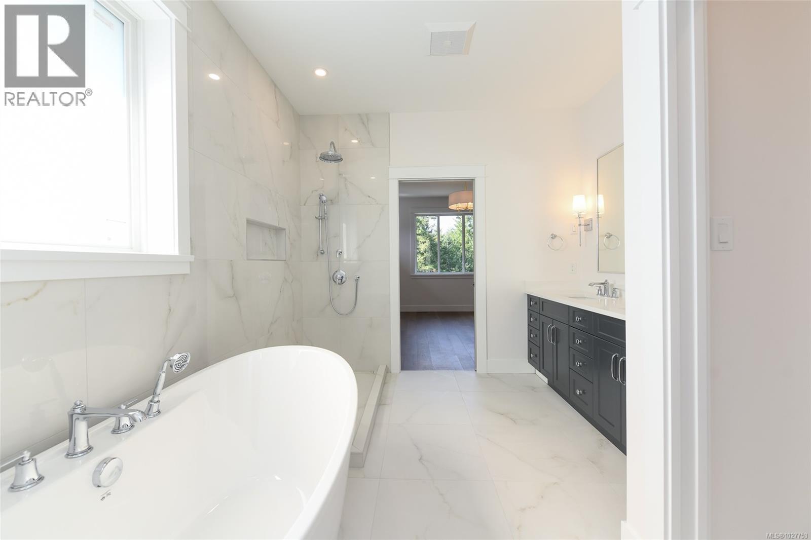 1202 Crown Isle Blvd, Courtenay, British Columbia  V9N 0B6 - Photo 31 - 1027753
