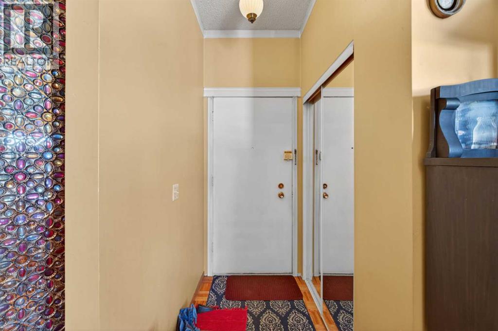 3509 49 Street SW, Calgary, Alberta  T3E 6N8 - Photo 2 - A2286878