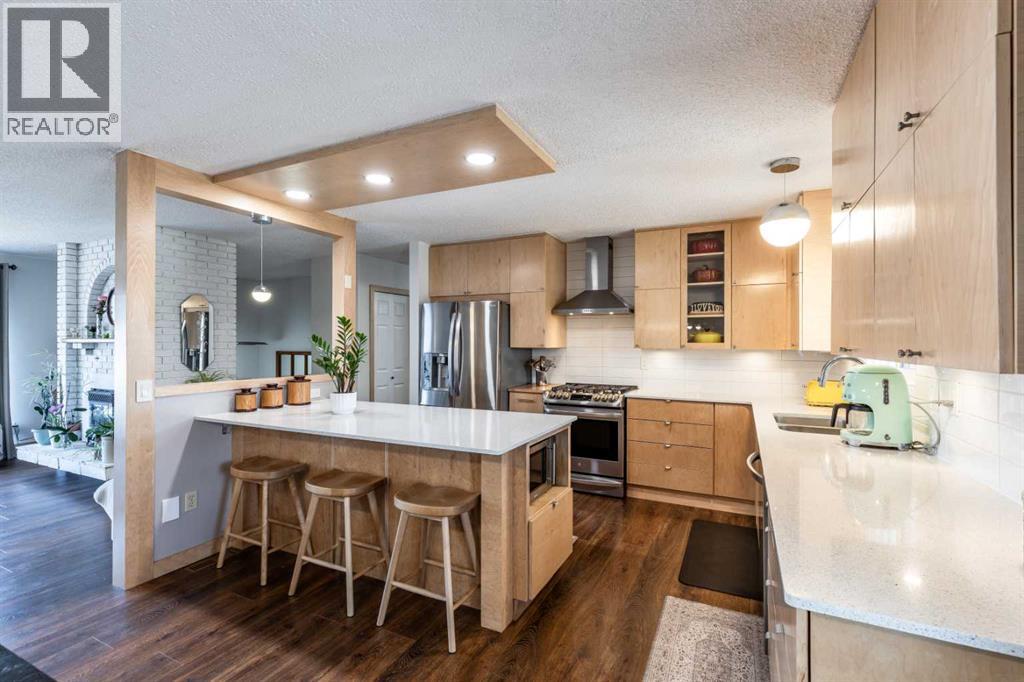 16 Rossland Court Se, Medicine Hat, Alberta  T1B 2M2 - Photo 10 - A2300439