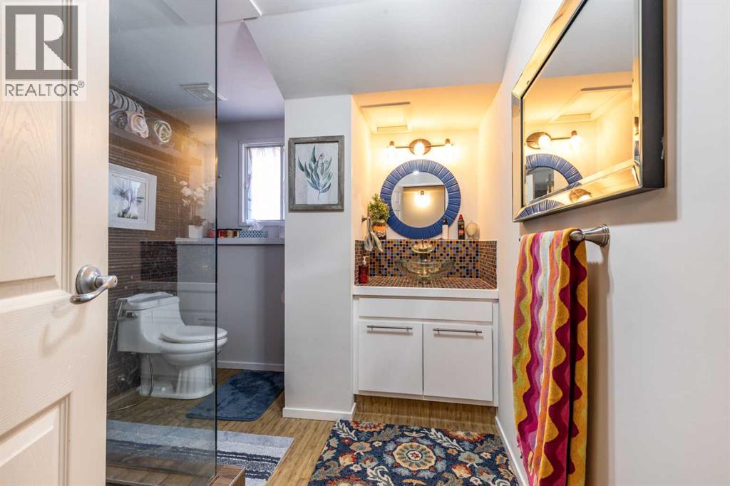 16 Rossland Court Se, Medicine Hat, Alberta  T1B 2M2 - Photo 35 - A2300439