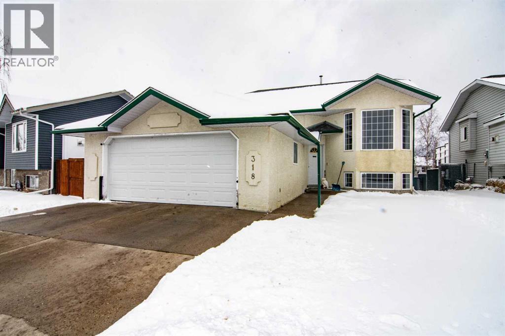 318 Strathford Crescent, Strathmore, Alberta  T1P 1N9 - Photo 1 - A2291394