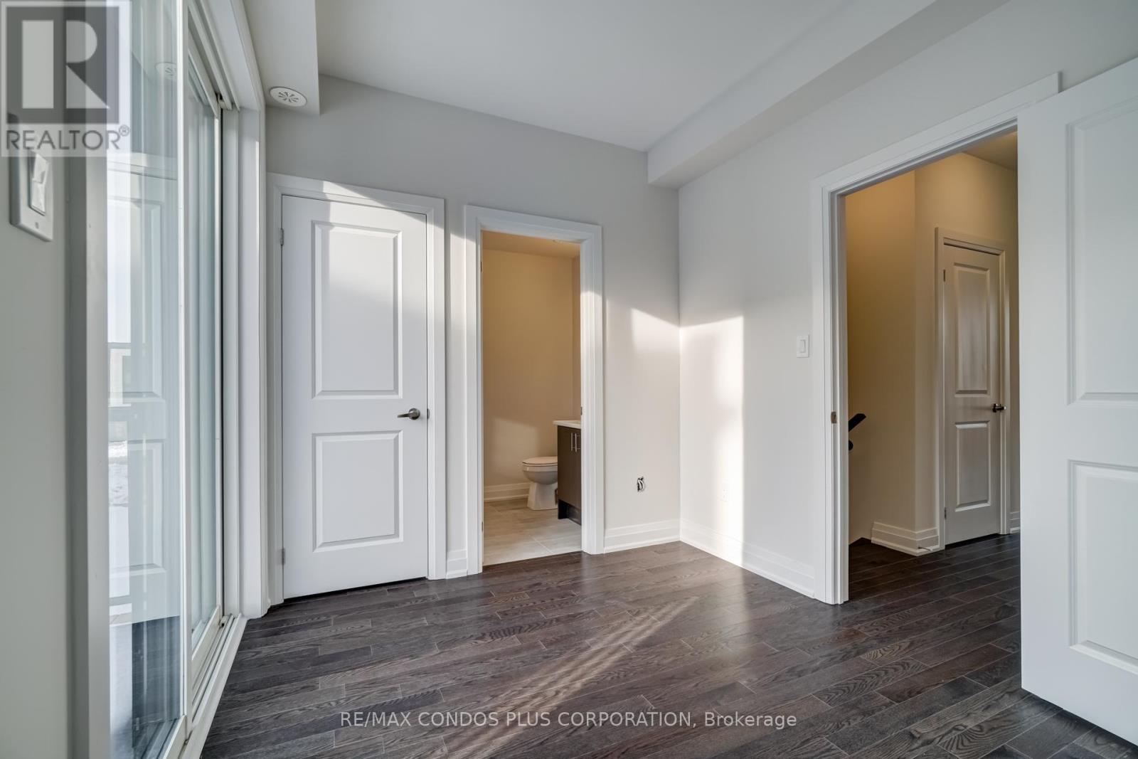 4 Wild Rose Gardens, Toronto, Ontario  M6L 0A5 - Photo 14 - W13041552