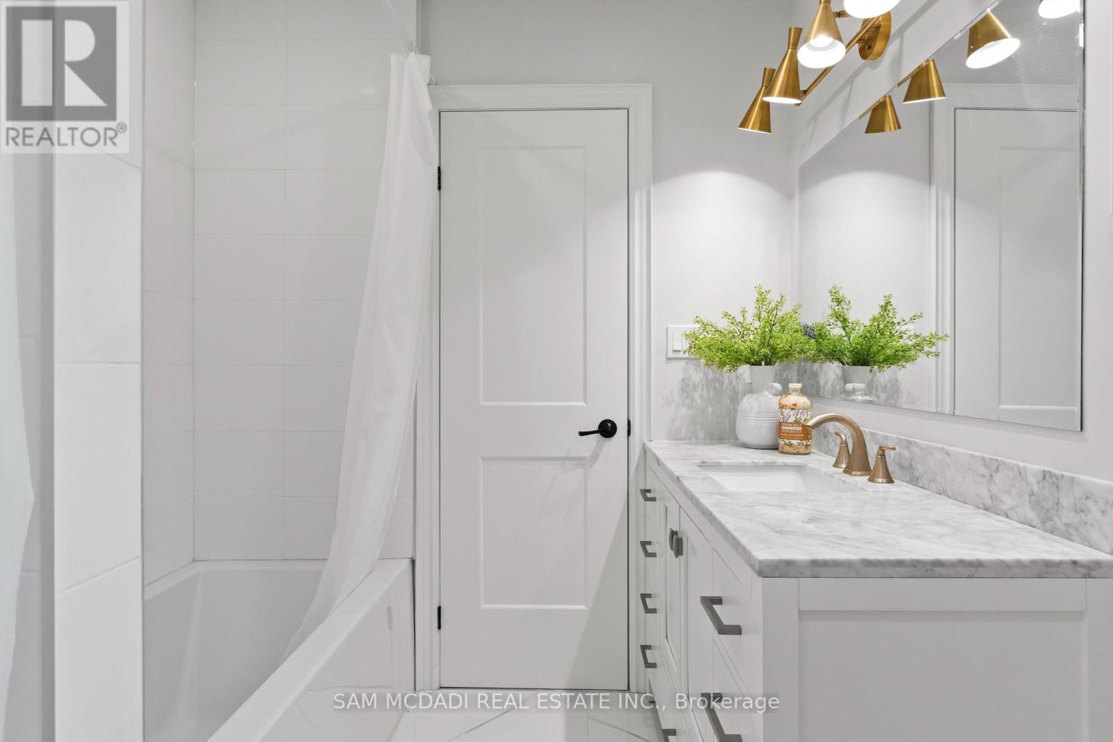 7209 Fayette Circle, Mississauga, Ontario  L5N 1Y5 - Photo 20 - W13041596